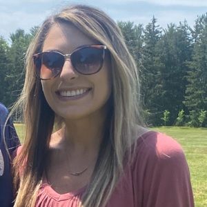 Meet your Posher, Megan